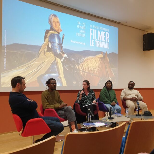 ✨ Une soirée mémorable ce vendredi pour l’avant-première du film Les âmes bossales de @francoisperlier, en ouverture de la 16ᵉ édition du festival @filmer_le_travail 🎬✨

Un moment riche en échanges, précédé d’une belle rencontre entre le réalisateur et trois auteur·rice·s haïtien·ne·s – Rolaphton Mercure, Andrise Pierre et Jean Erian Samson – autour des écritures et résistances haïtiennes. Un grand merci pour ces paroles précieuses et inspirantes ! 

MERCI 💙❤️
@alca_naquitaine @region_nouvelle_aquitaine 
@fokalayiti 
@fortuneedris Bleu et Rouge productions
@tap.cinema 

#LesÂmesBossales #FilmerLeTravail #CinémaEngagé #Haïti #Résistance